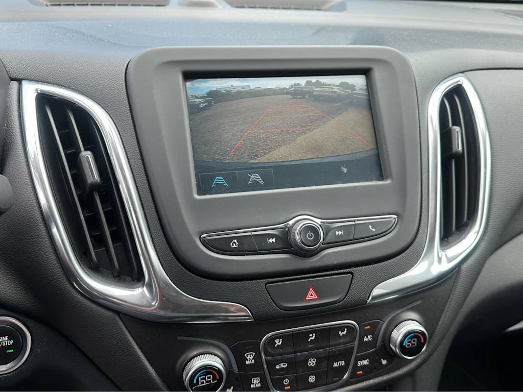 Thumbnail: 2018 Chevrolet Equinox - 15