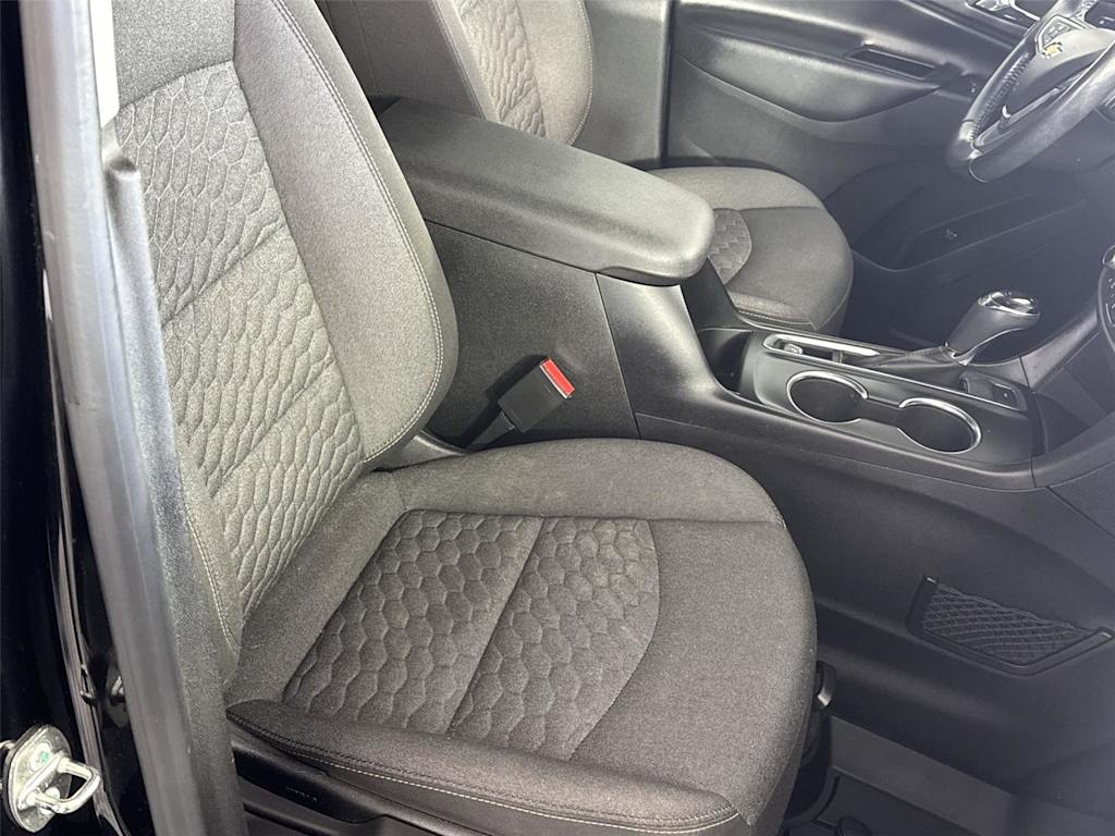 Thumbnail: 2018 Chevrolet Equinox - 21