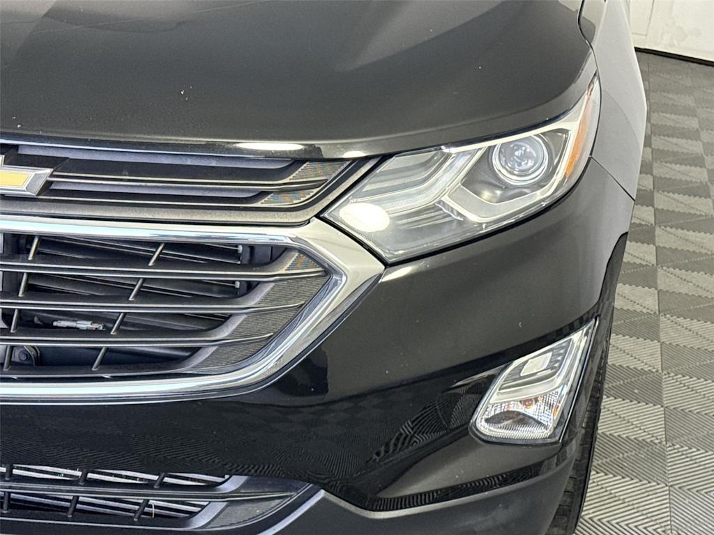 Thumbnail: 2018 Chevrolet Equinox - 18