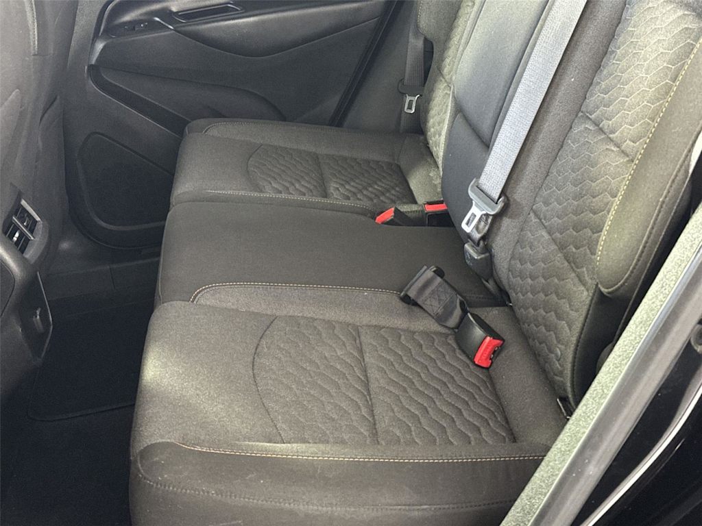 Thumbnail: 2018 Chevrolet Equinox - 9