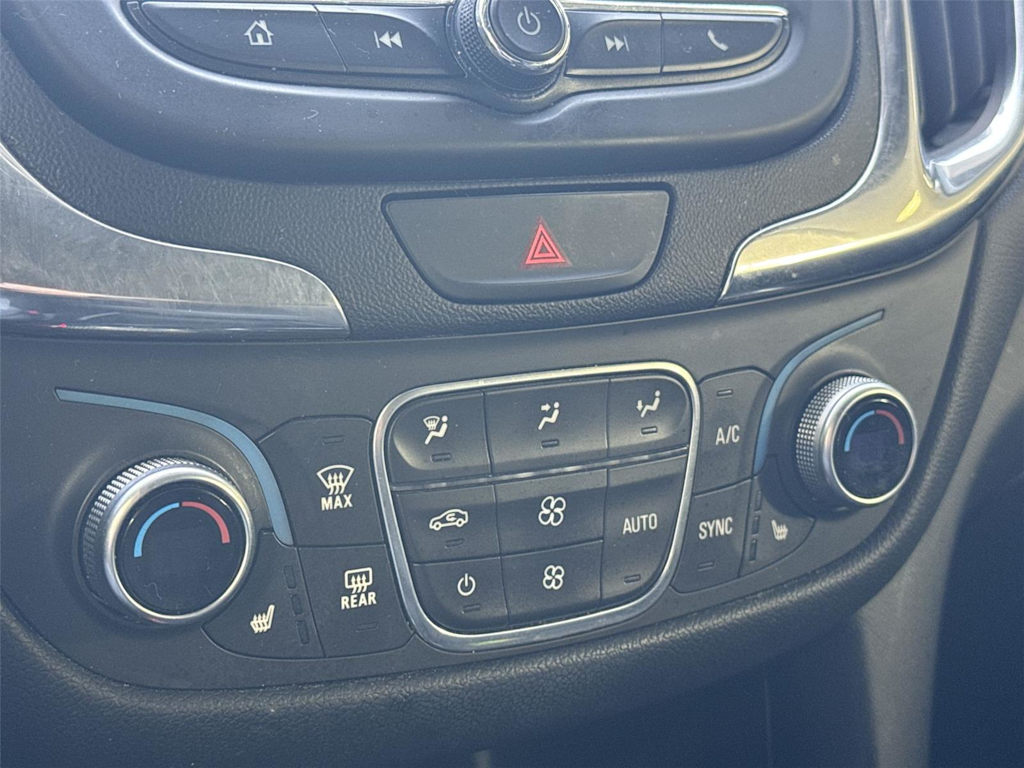 Thumbnail: 2018 Chevrolet Equinox - 23