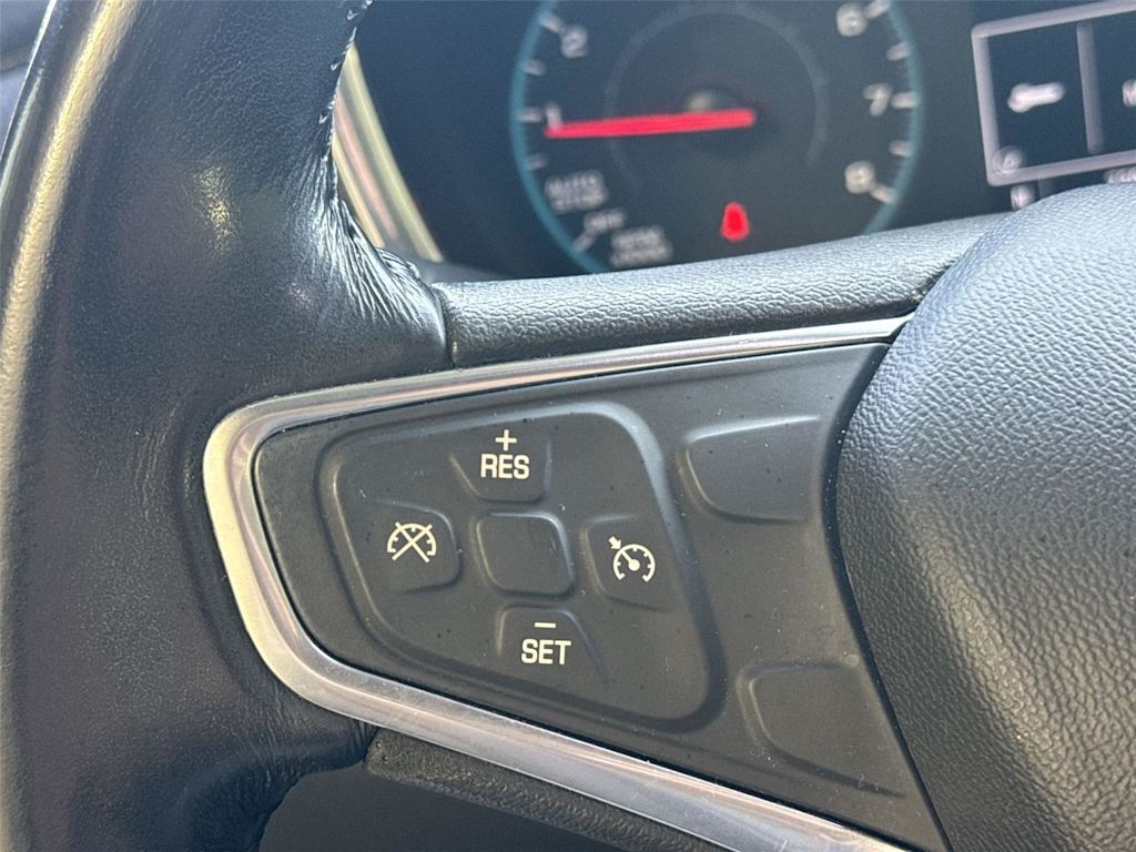 Thumbnail: 2018 Chevrolet Equinox - 28