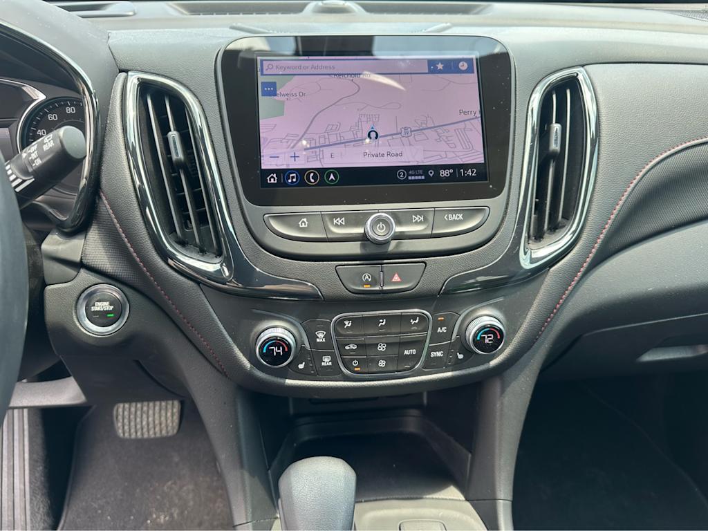 Thumbnail: 2022 Chevrolet Equinox - 12