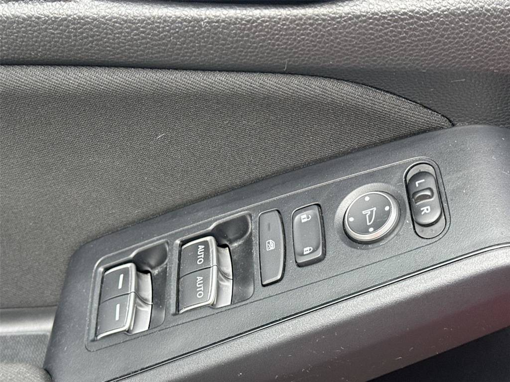 Thumbnail: 2023 Honda Civic - 22