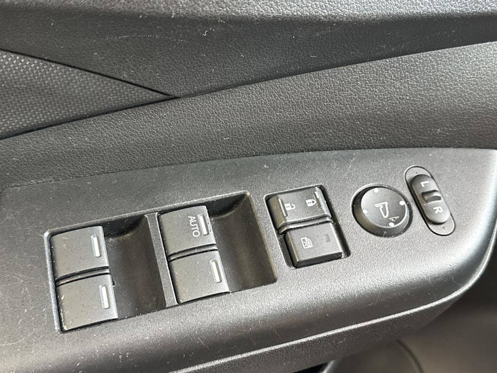 Thumbnail: 2016 Honda CR-V - 24