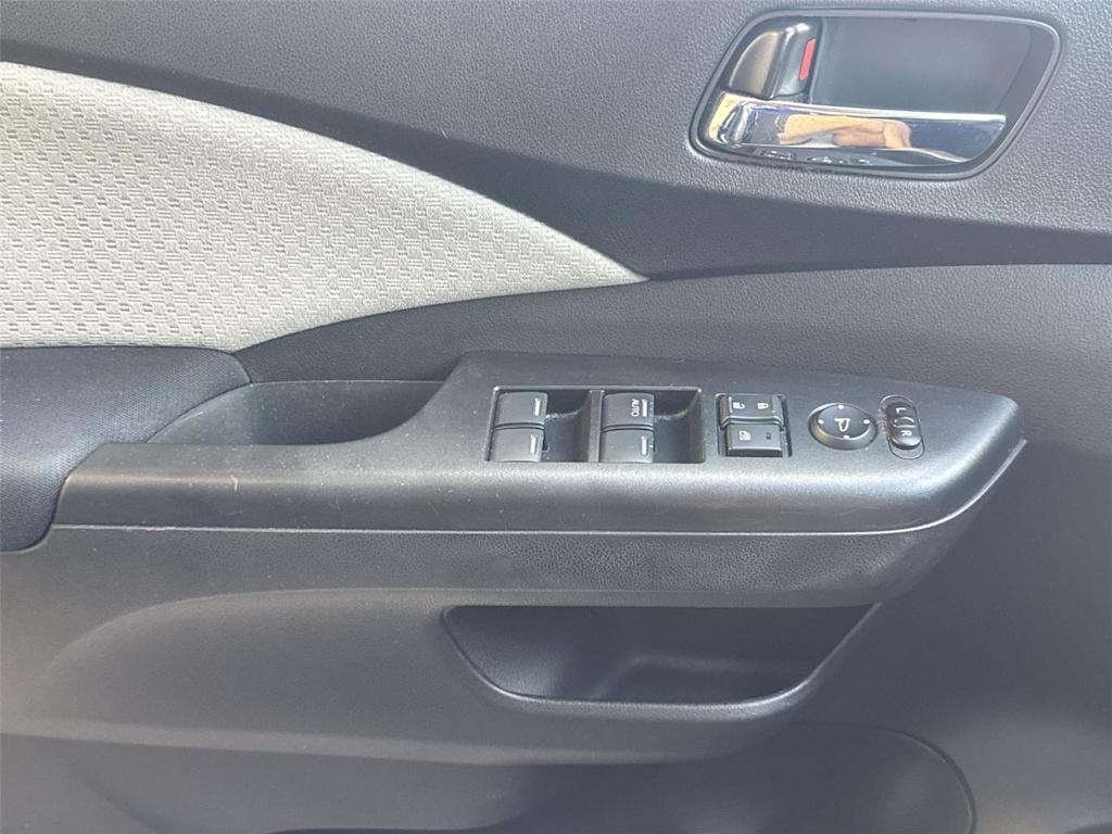 Thumbnail: 2015 Honda CR-V - 21