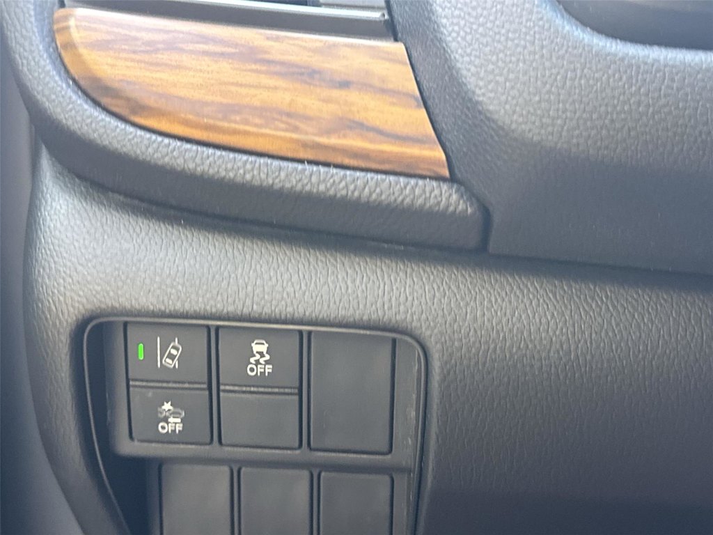 Thumbnail: 2018 Honda CR-V - 24