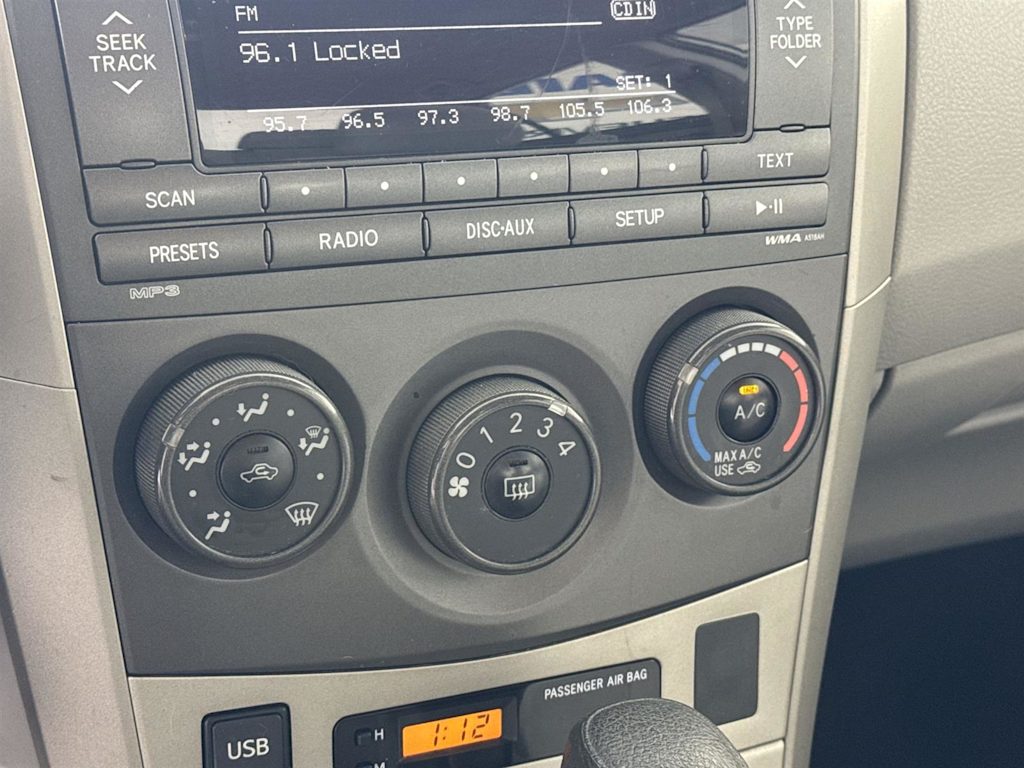 2011 Toyota Corolla S 21