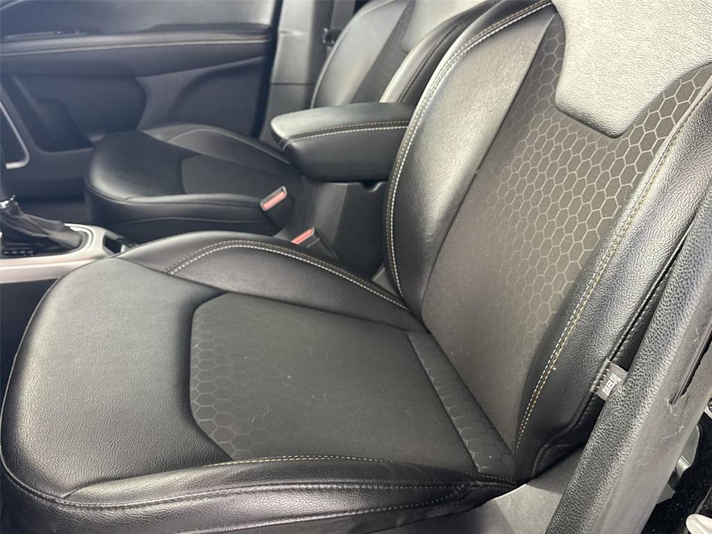 Thumbnail: 2021 Jeep Compass - 7