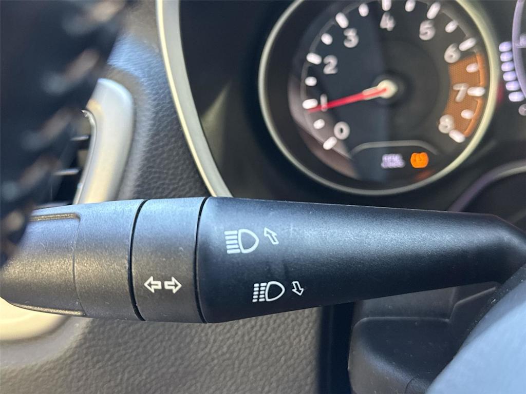 Thumbnail: 2019 Jeep Compass - 12