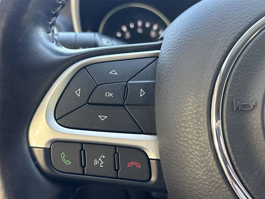 Thumbnail: 2019 Jeep Compass - 25