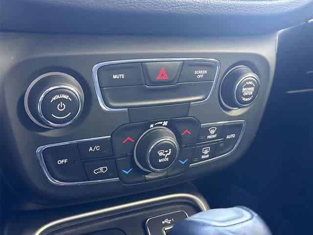 Thumbnail: 2019 Jeep Compass - 20
