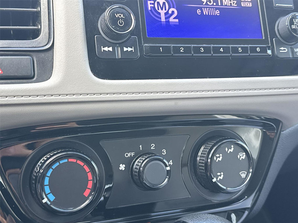 Thumbnail: 2019 Honda HR-V - 22