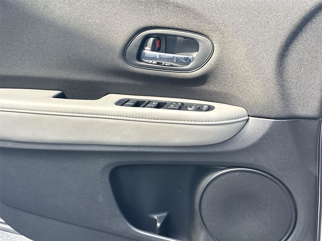 Thumbnail: 2019 Honda HR-V - 23