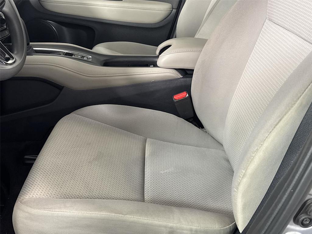 Thumbnail: 2019 Honda HR-V - 8