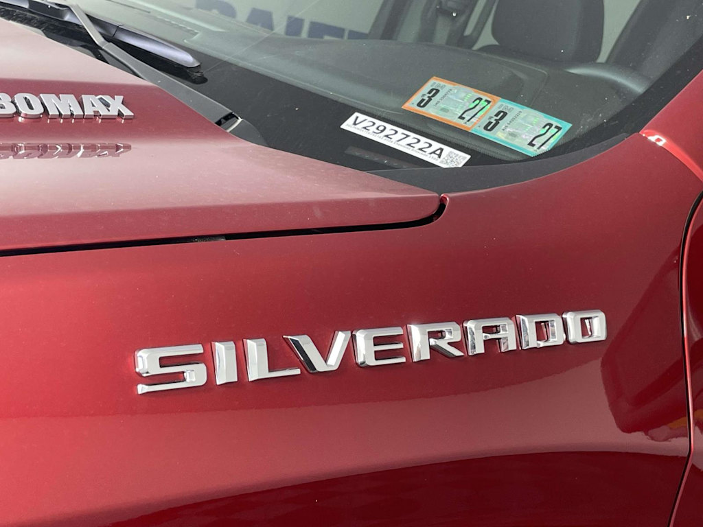 Thumbnail: 2026 Chevrolet Silverado 1500 - 6
