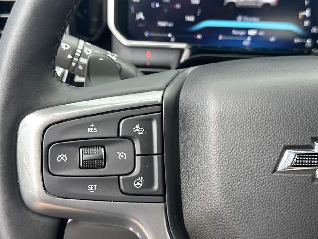 Thumbnail: 2026 Chevrolet Silverado 1500 - 22