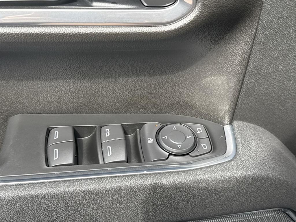 Thumbnail: 2026 Chevrolet Silverado 1500 - 20