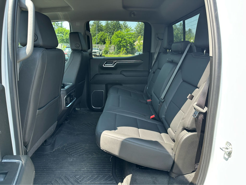 2025 Chevrolet Silverado 1500 LTZ 11