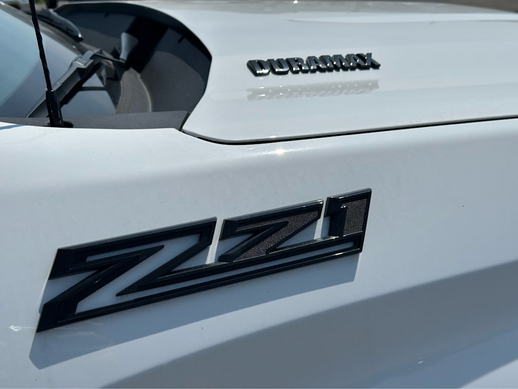2025 Chevrolet Silverado 1500 LTZ 7