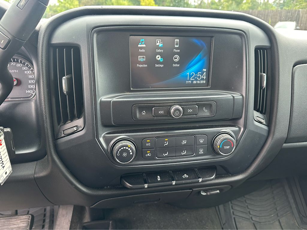 Thumbnail: 2018 Chevrolet Silverado 1500 - 11