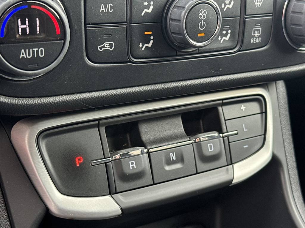 Thumbnail: 2022 GMC Terrain - 22