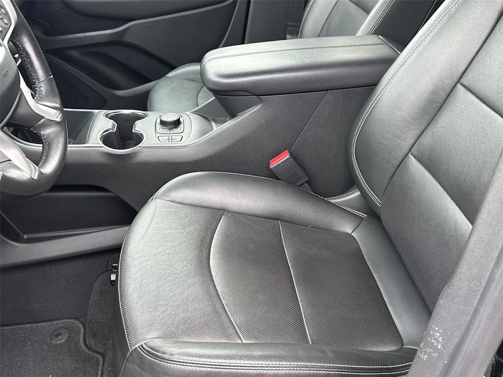 Thumbnail: 2022 GMC Terrain - 8