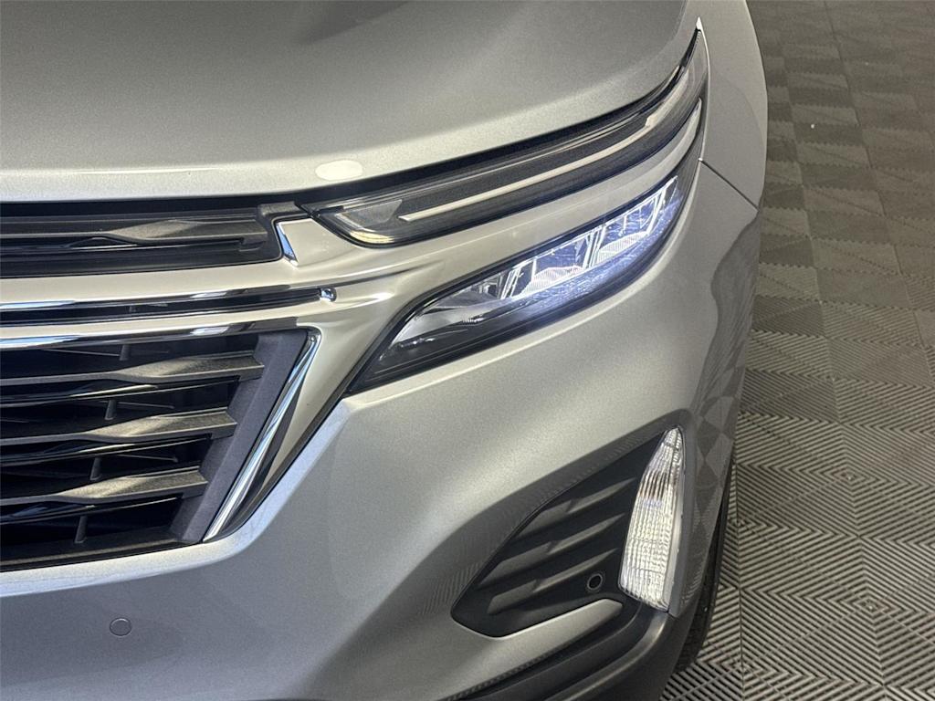 Thumbnail: 2024 Chevrolet Equinox - 17
