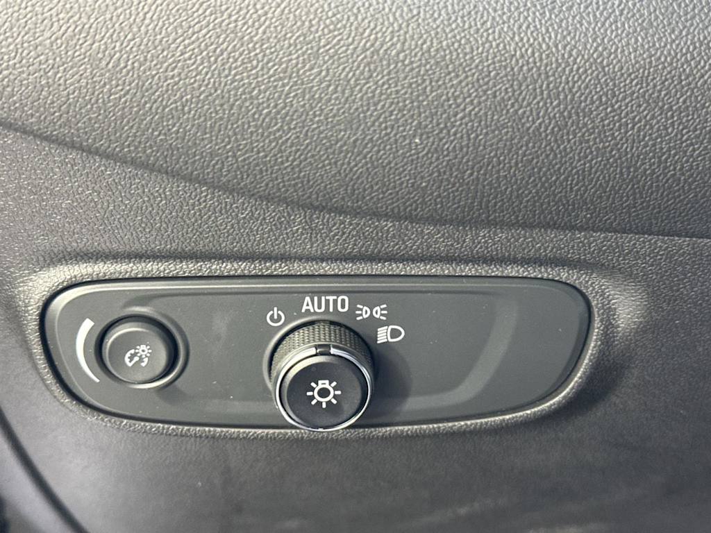 Thumbnail: 2024 Chevrolet Equinox - 26