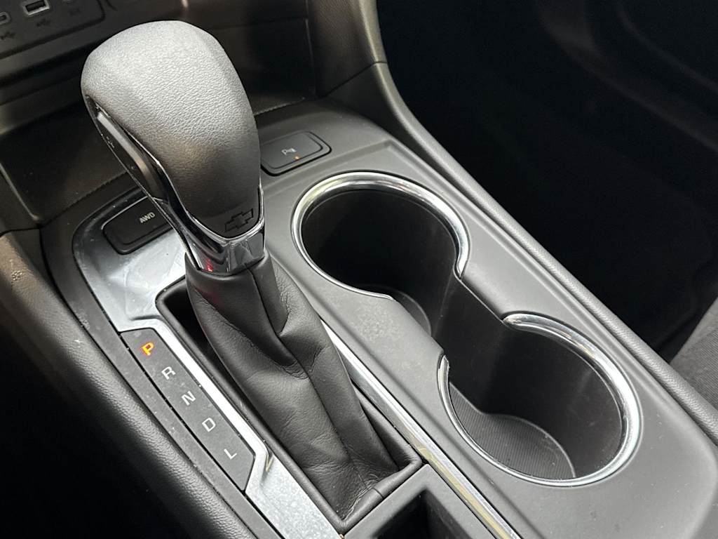 Thumbnail: 2024 Chevrolet Equinox - 12