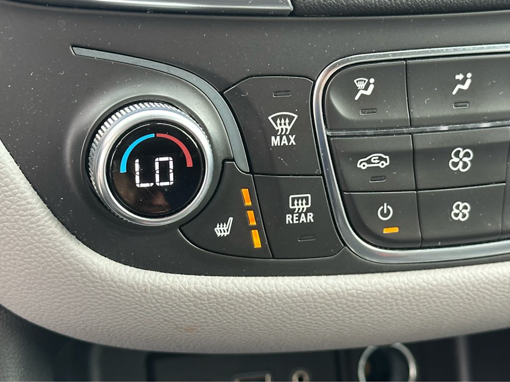Thumbnail: 2021 Chevrolet Equinox - 19