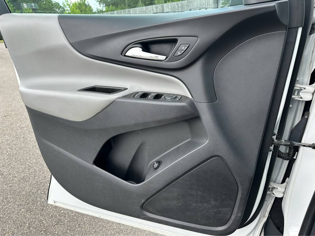 Thumbnail: 2021 Chevrolet Equinox - 22