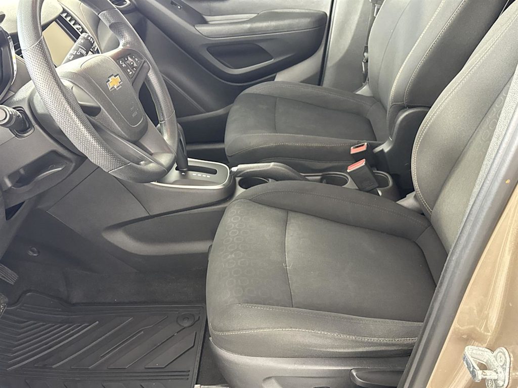 Thumbnail: 2018 Chevrolet Trax - 7