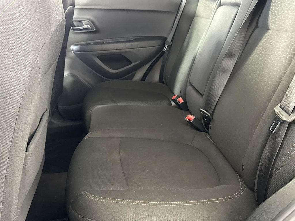 Thumbnail: 2018 Chevrolet Trax - 9