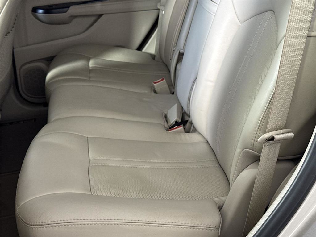 Thumbnail: 2015 Cadillac SRX - 8