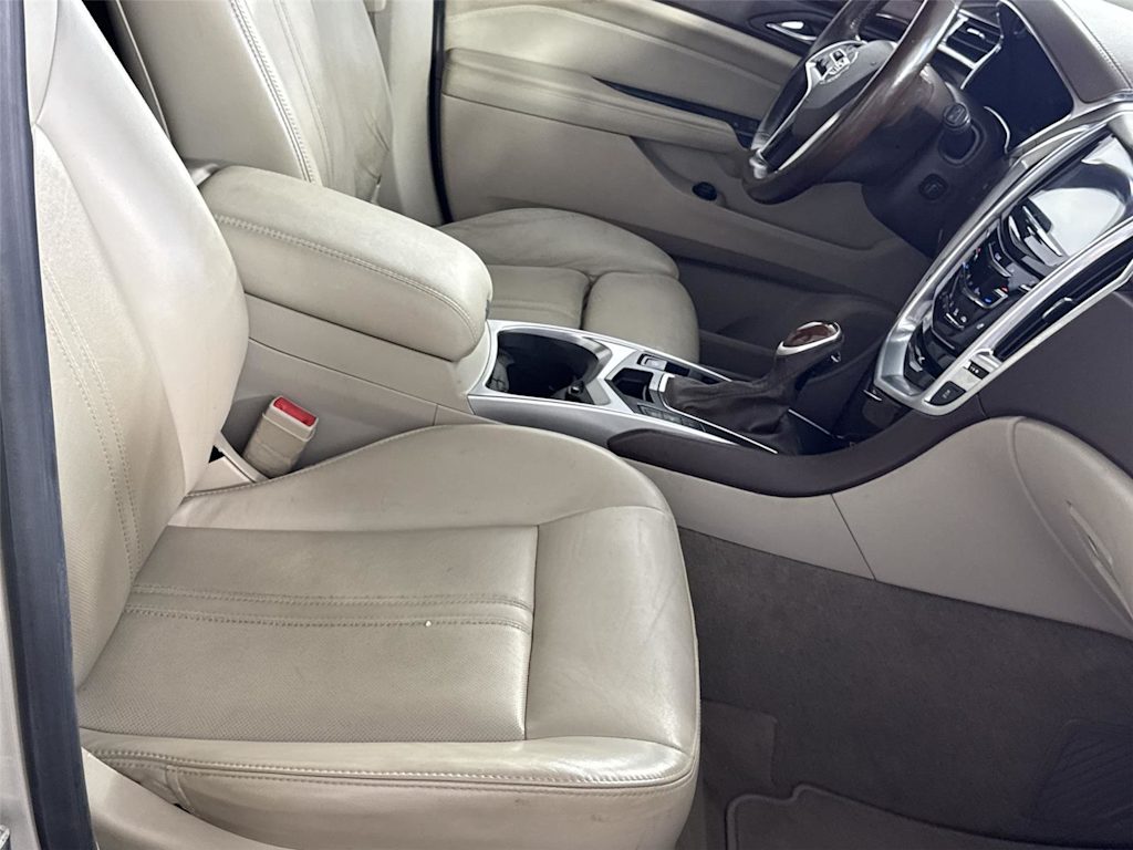 Thumbnail: 2015 Cadillac SRX - 18
