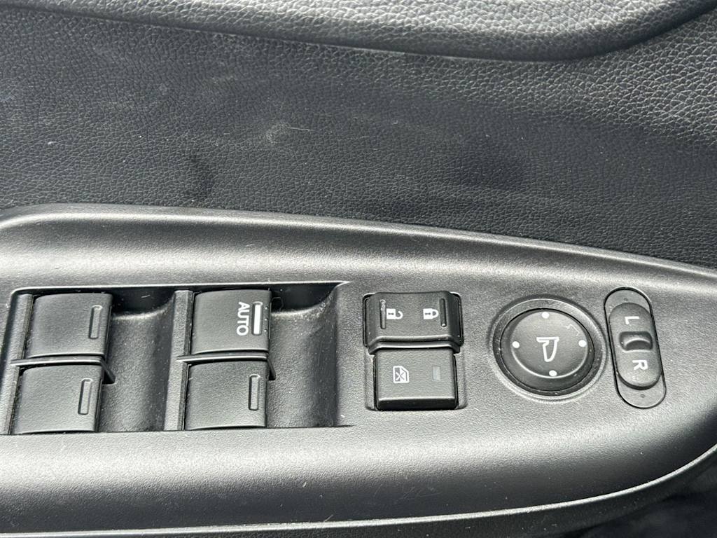 Thumbnail: 2019 Honda Fit - 25