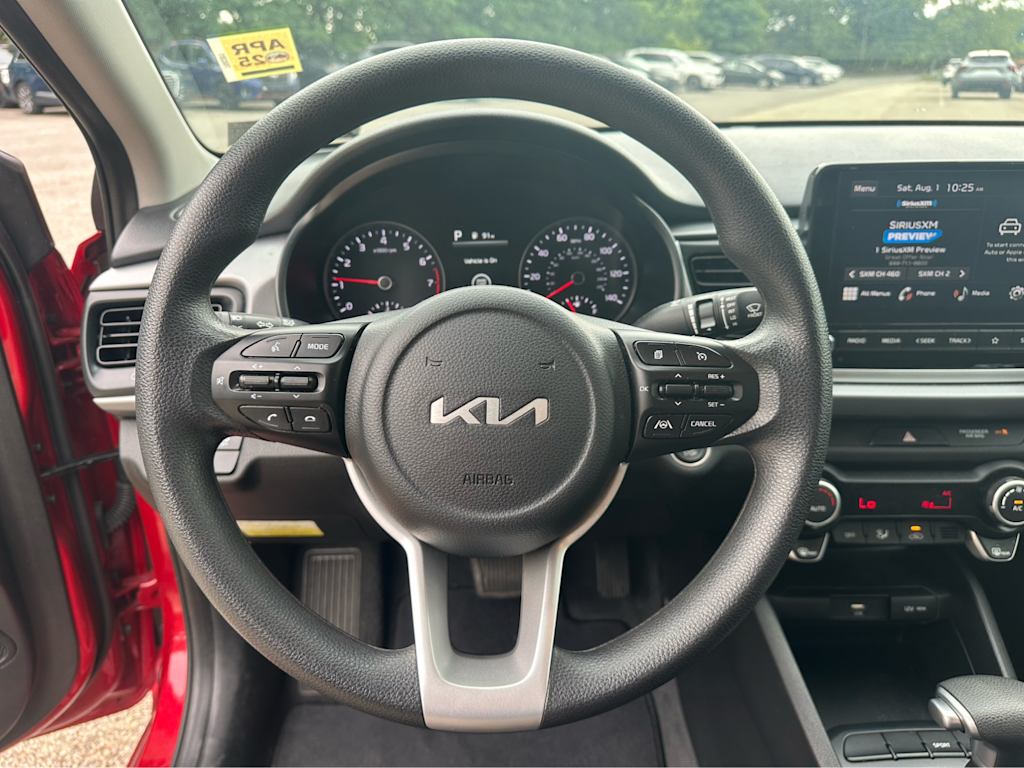 Thumbnail: 2022 Kia Rio - 2
