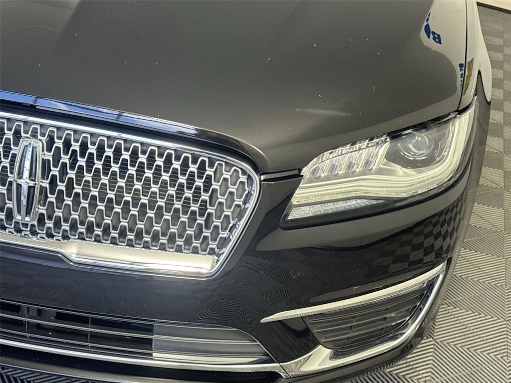 Thumbnail: 2017 Lincoln MKZ - 15
