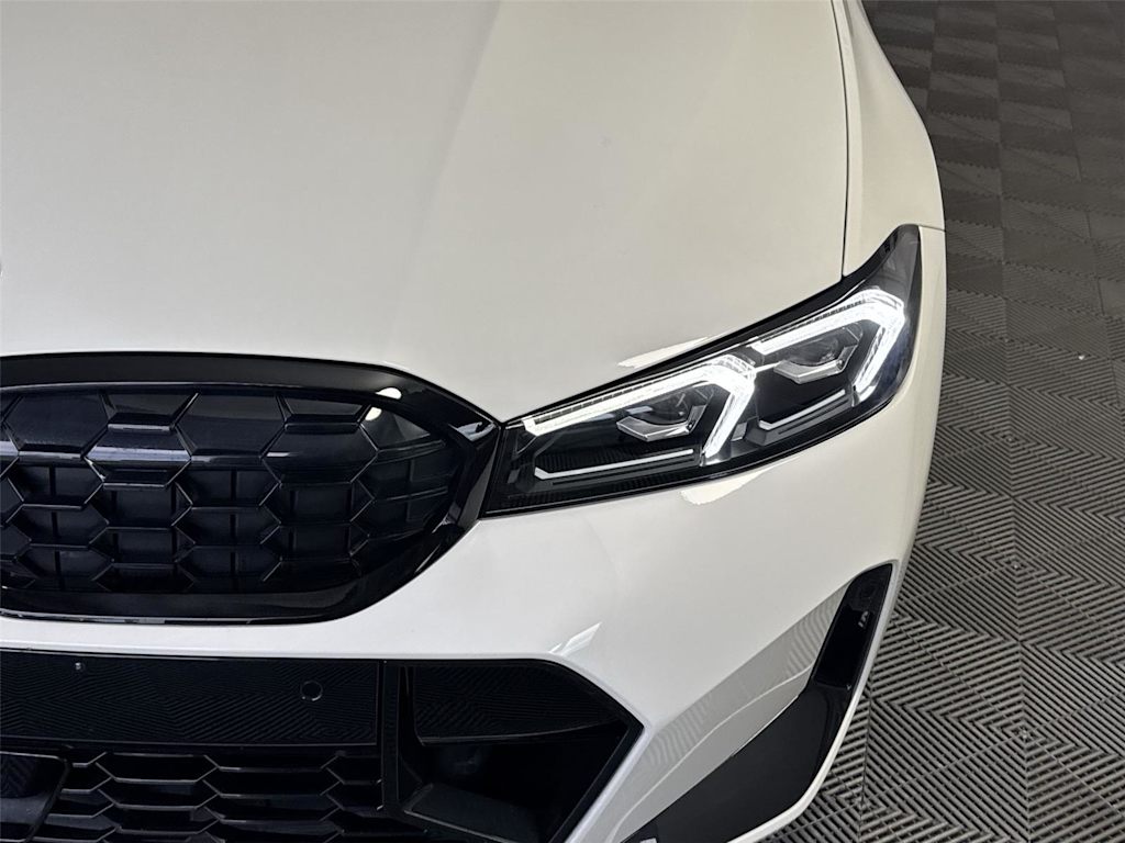 Thumbnail: 2025 BMW 3 Series - 6