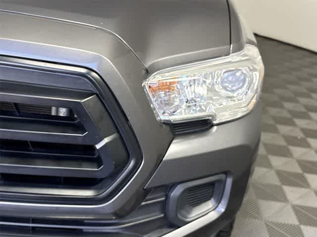 Thumbnail: 2022 Toyota Tacoma - 16