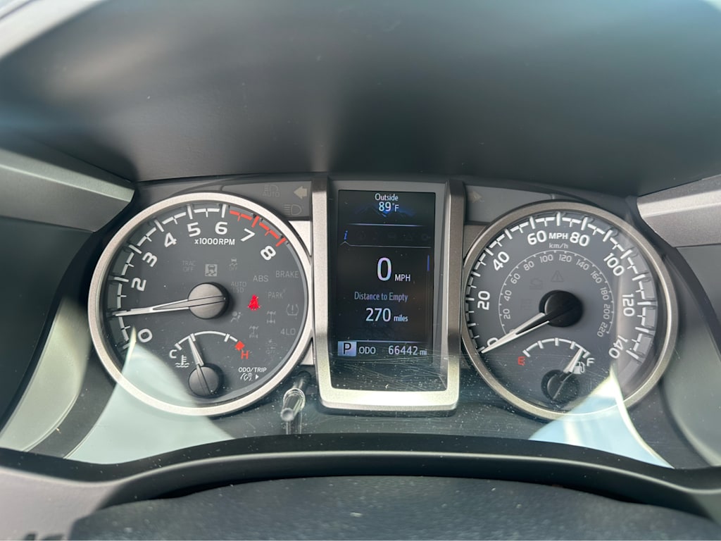 Thumbnail: 2021 Toyota Tacoma - 14