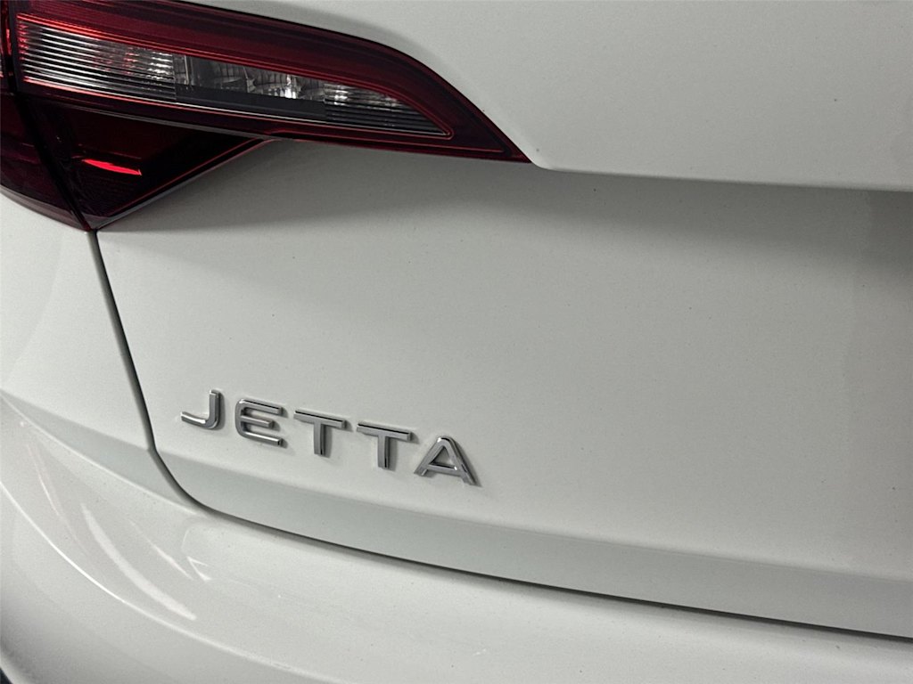 Thumbnail: 2023 Volkswagen Jetta - 6