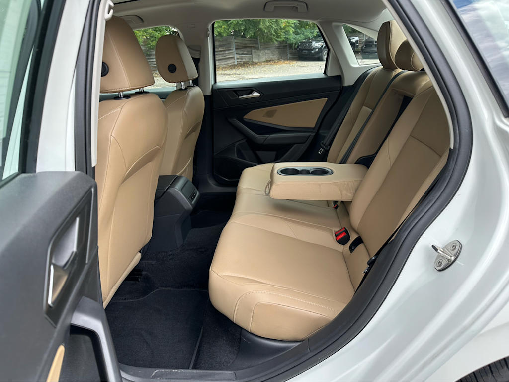 Thumbnail: 2019 Volkswagen Jetta - 23