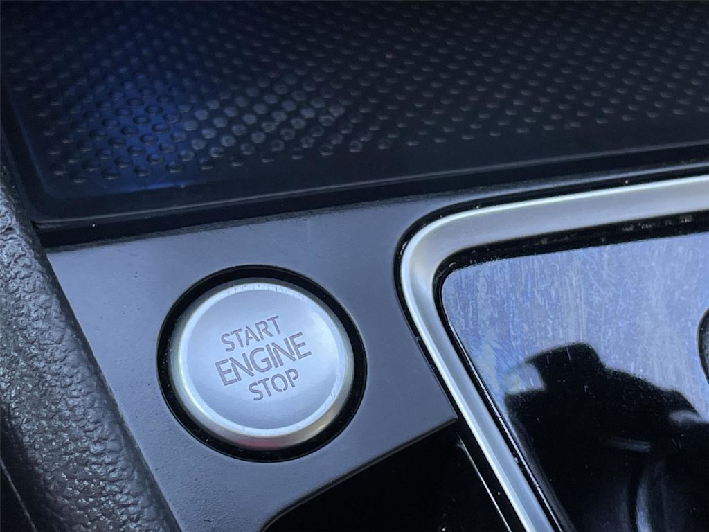 Thumbnail: 2019 Volkswagen Jetta - 29