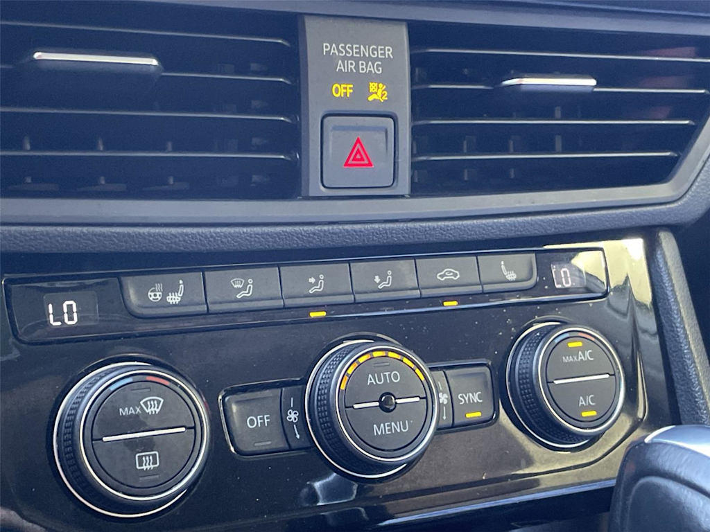 Thumbnail: 2019 Volkswagen Jetta - 20