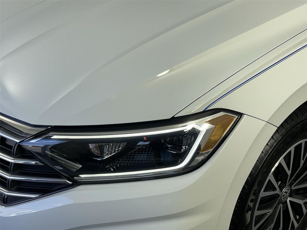Thumbnail: 2019 Volkswagen Jetta - 16