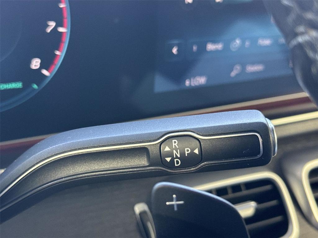 Thumbnail: 2020 Mercedes-Benz GLS - 22