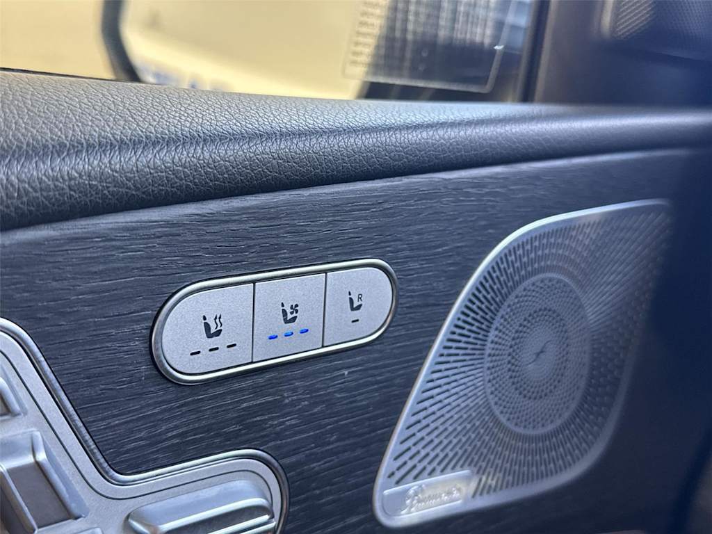 Thumbnail: 2020 Mercedes-Benz GLS - 21