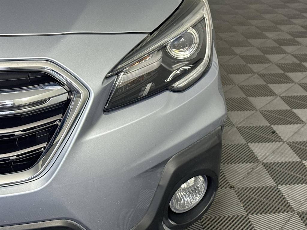Thumbnail: 2018 Subaru Outback - 18